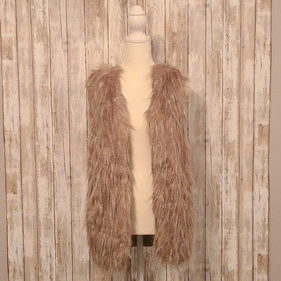 Sebby Other - Women's Faux Fur Vest Medium